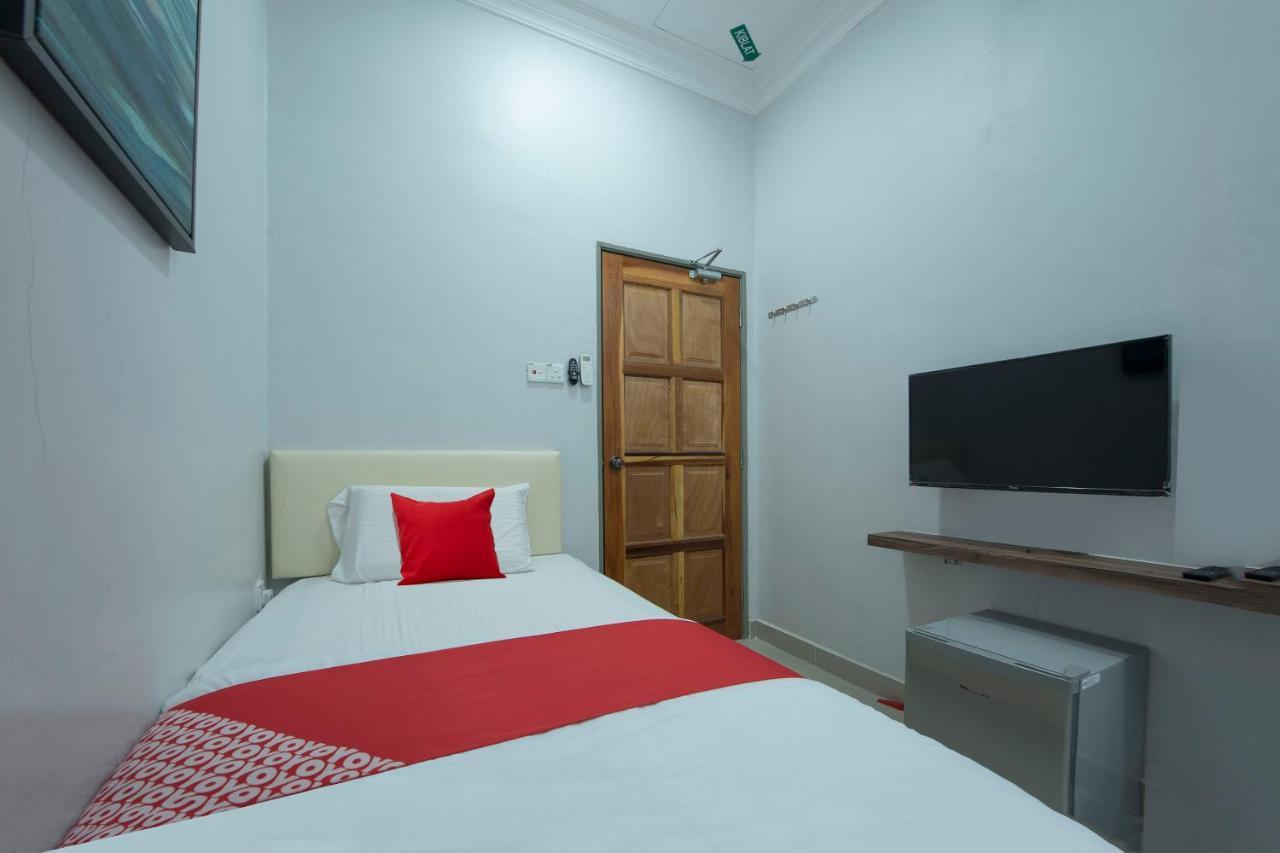 Oyo 90234 Sungai Rengit City Resort 2 Kampung Sungai Rengit 외부 사진