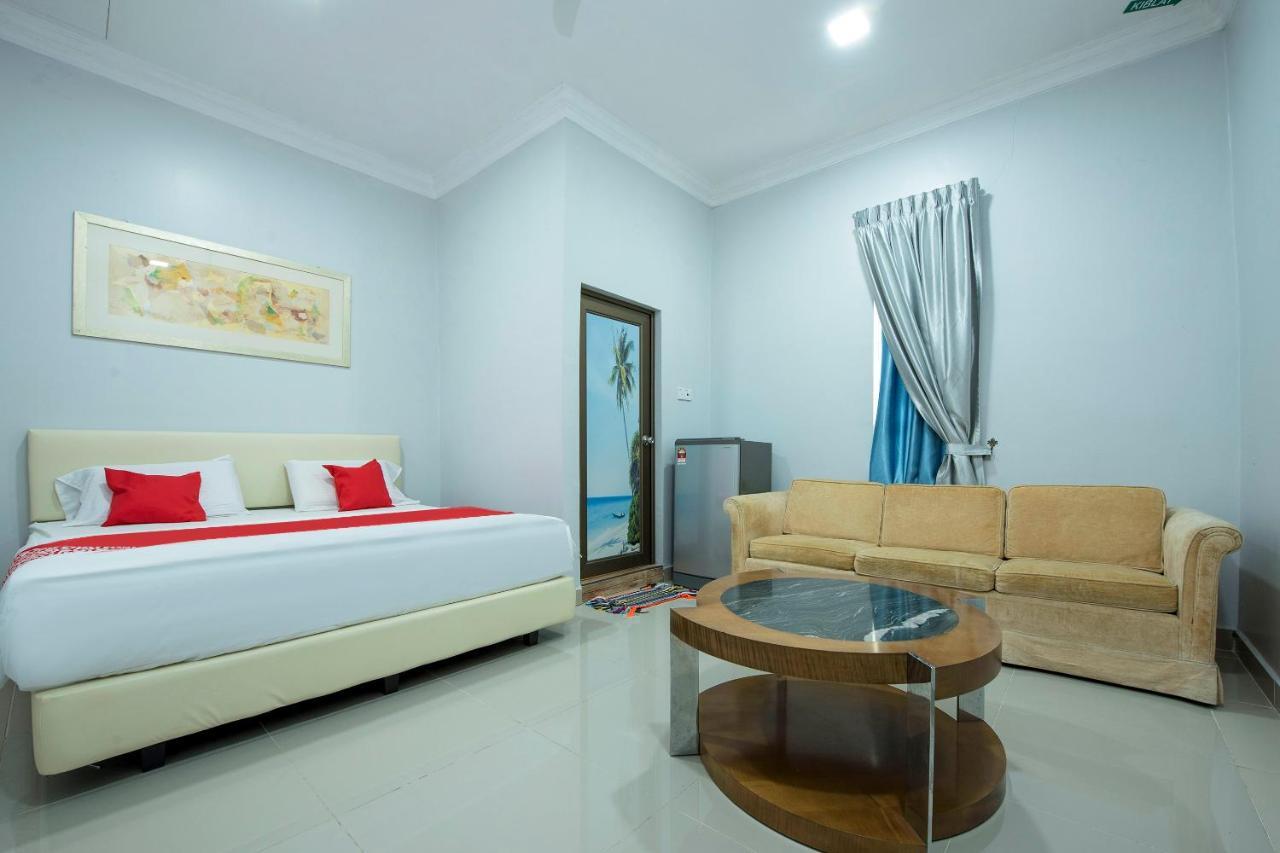Oyo 90234 Sungai Rengit City Resort 2 Kampung Sungai Rengit 외부 사진