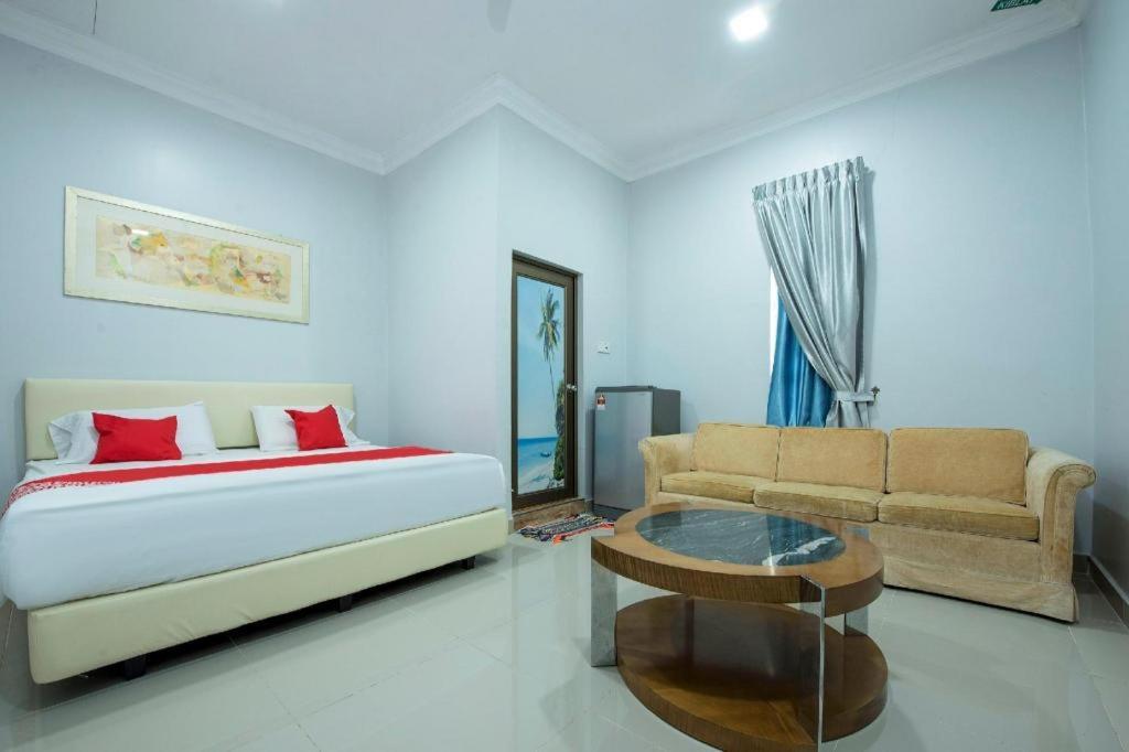 Oyo 90234 Sungai Rengit City Resort 2 Kampung Sungai Rengit 외부 사진
