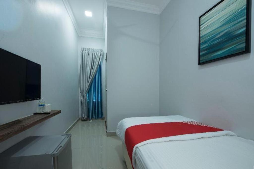 Oyo 90234 Sungai Rengit City Resort 2 Kampung Sungai Rengit 외부 사진