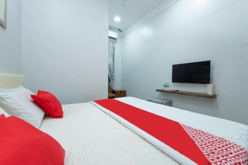 Oyo 90234 Sungai Rengit City Resort 2 Kampung Sungai Rengit 외부 사진